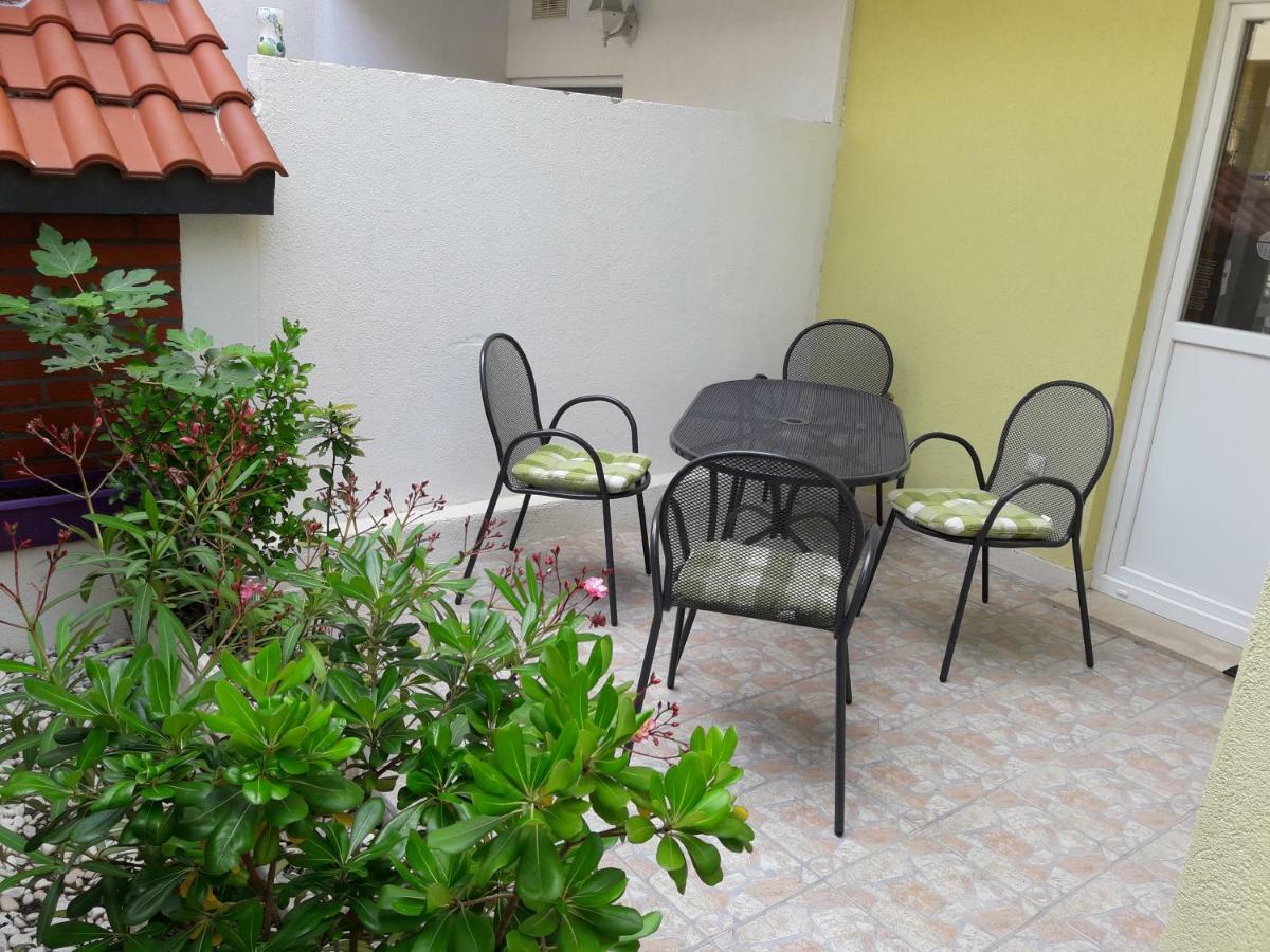 Apartments Lemongarden Duće Exteriér fotografie